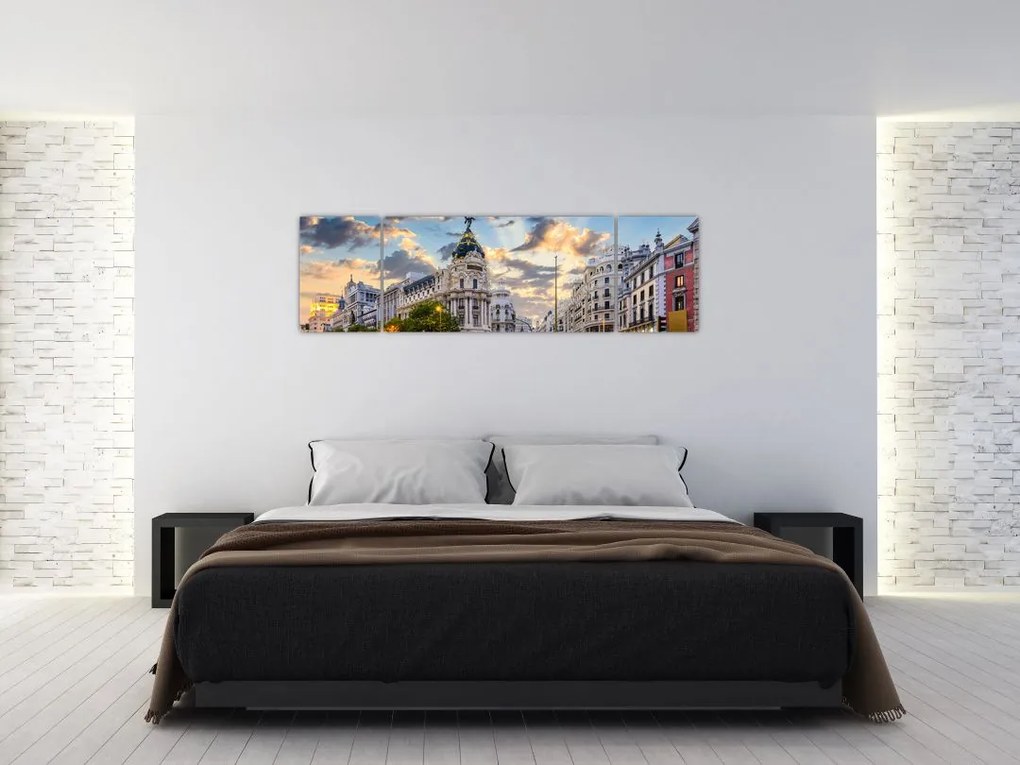 Obraz - Calle Gran Vía, Madryt, Hiszpania (170x50 cm)