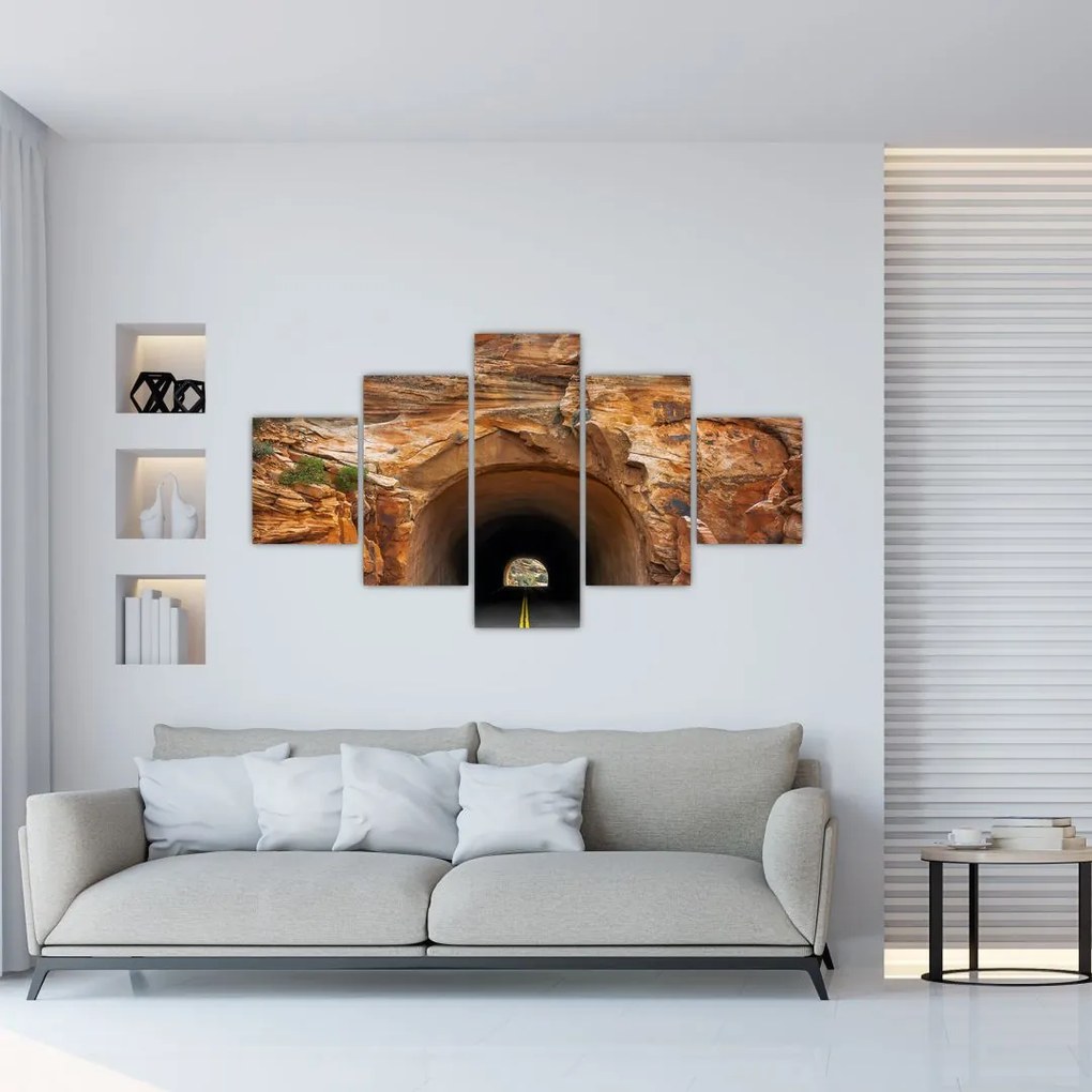 Obraz - tunel w skale (125x70 cm)