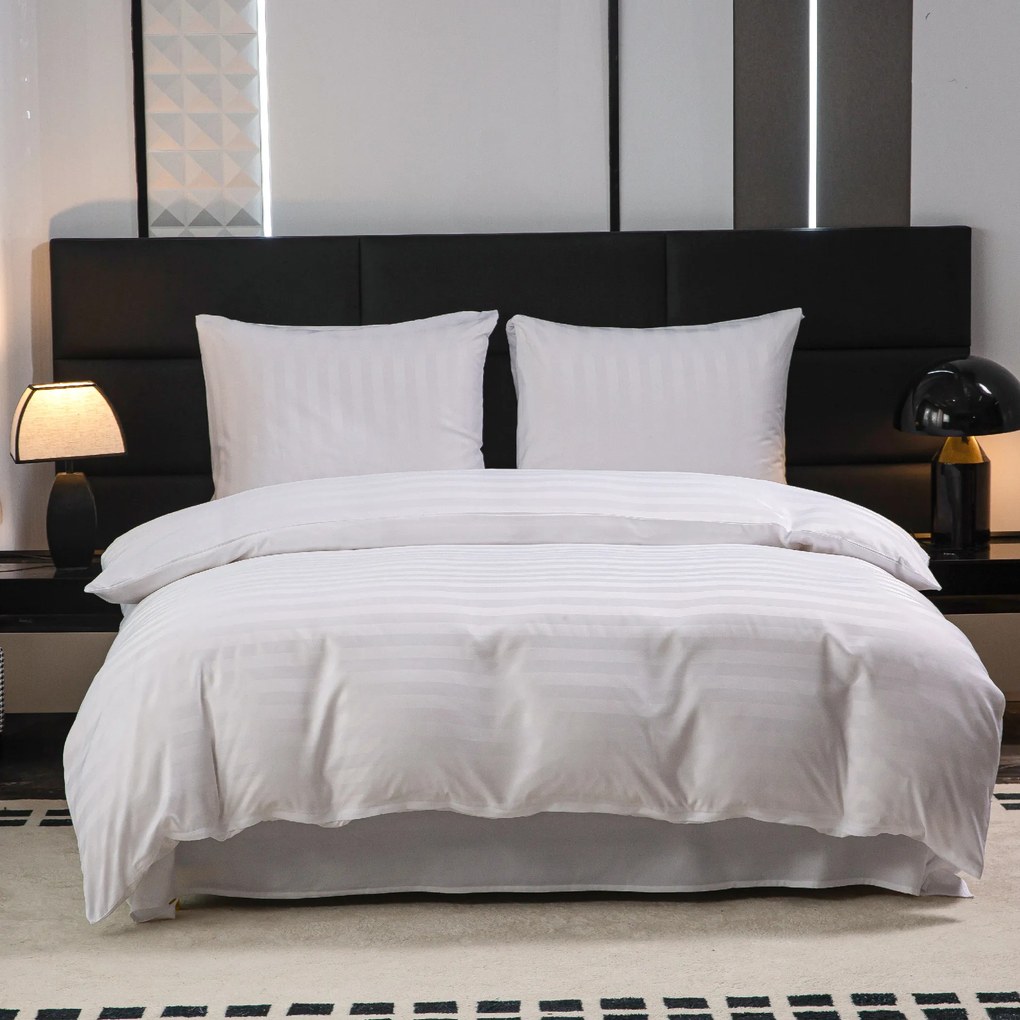 PrzytulneMieszkanie.pl PrzytulneMieszkanie.pl Hotelowa pościel z mikrowłókna JASMINE biała - pasek 2 cm Rozmiar pościeli: 70 x 90 cm | 140 x 200 cm