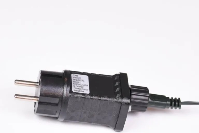 Łańcuch świetlny w kształcie stożka, 280 LED, ciepła biała