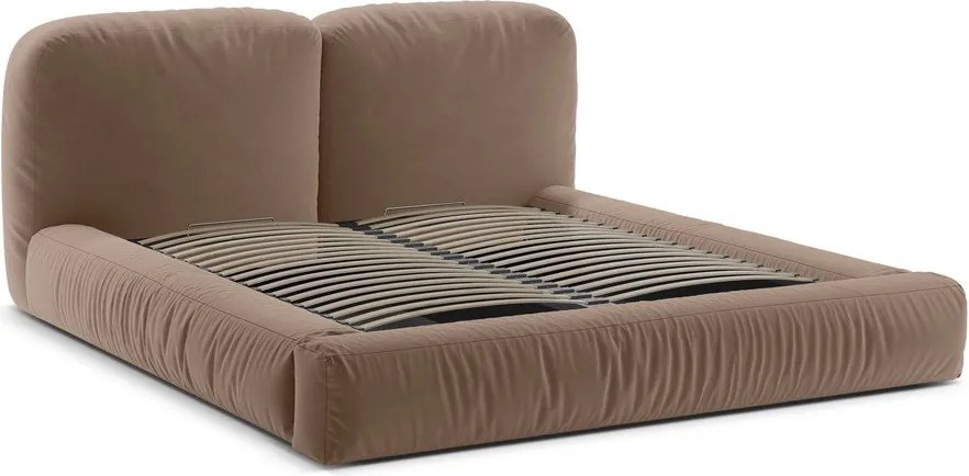 Jasnobrązowe tapicerowane łóżko dwuosobowe ze schowkiem ze stelażem 200x200 cm Martina – Micadoni