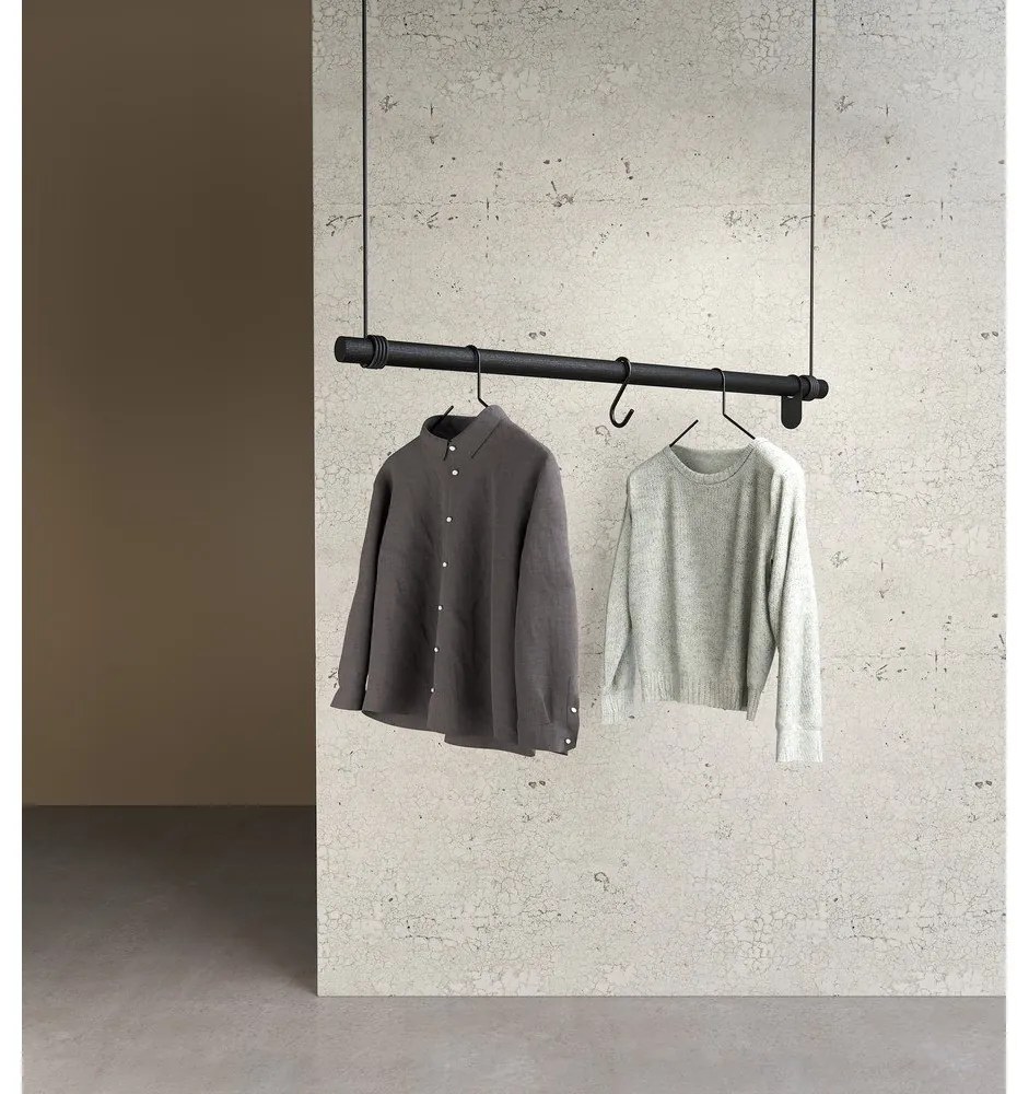 Czarny wieszak ścienny z litego drewna dębowego 110 cm Swing L – LIND DNA