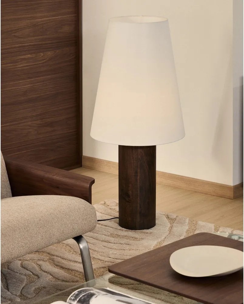 Biała/w ciemnym naturalnym kolorze lampa stojąca z tekstylnym kloszem (wysokość 110 cm) Marga – Kave Home