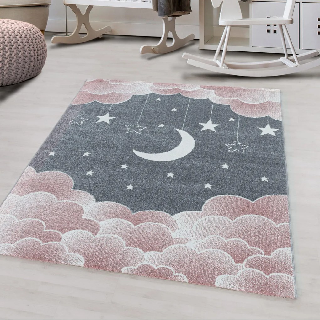 Dywan dziecięcy Funny księżyc nad chmurkami różowo-szary 160 cm x 230 cm