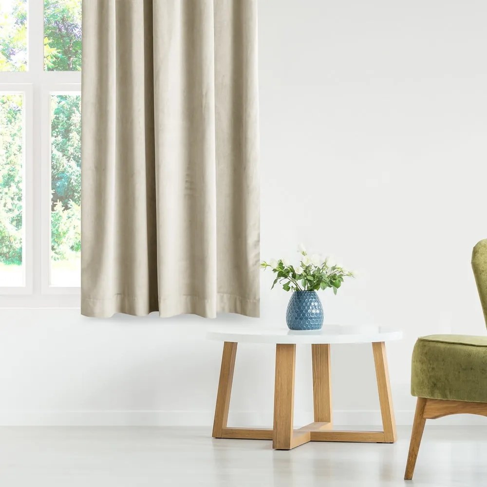 Beżowa aksamitna zasłona częściowo zaciemniająca (dimout) 140x270 cm Eyelets – Restilo