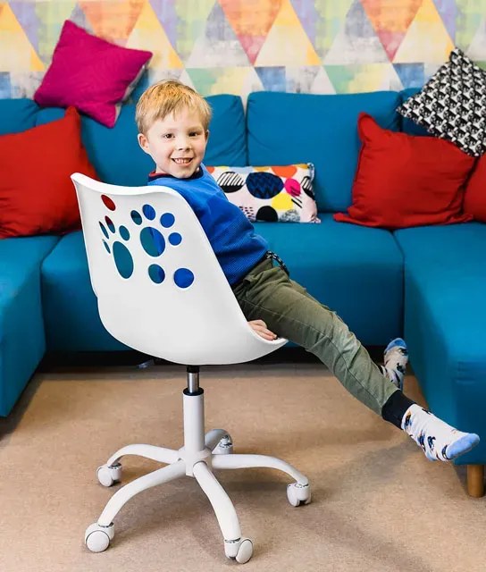 Biało-niebieski fotel obrotowy młodzieżowy E5-M28