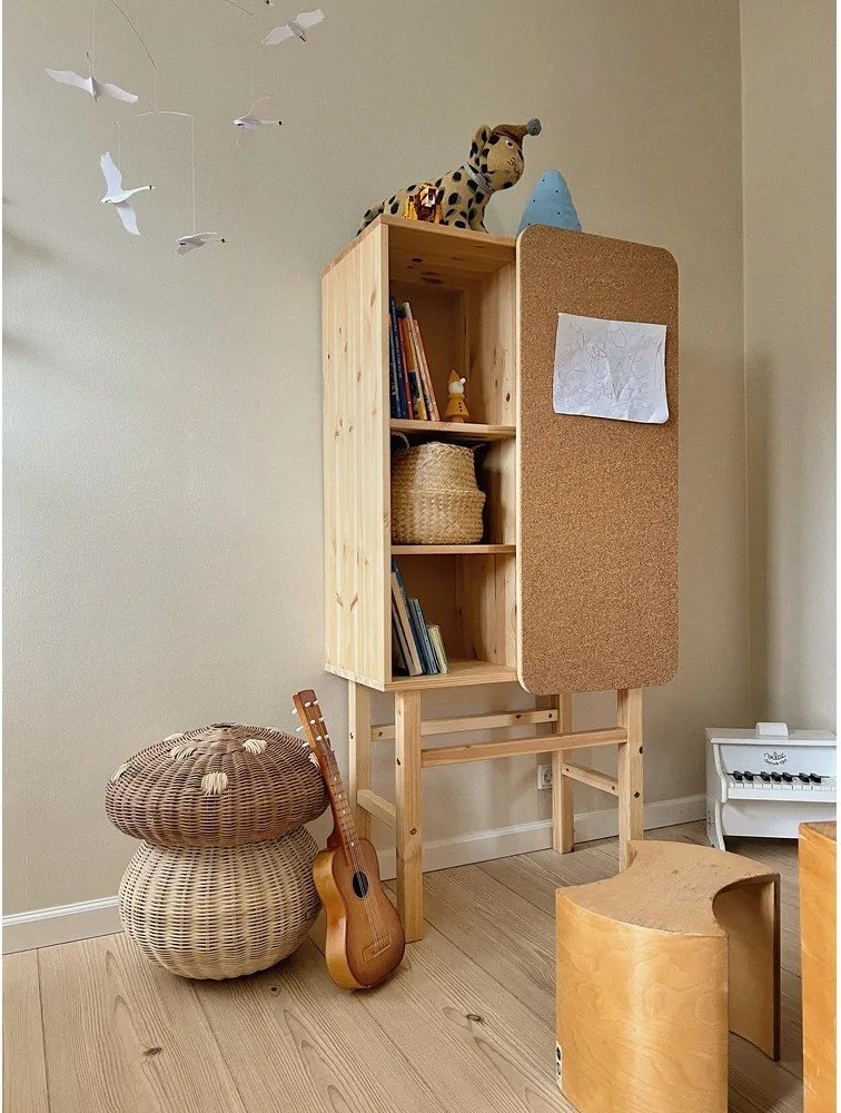 Regał z drewna sosnowego z tablicą Karup Design Slide