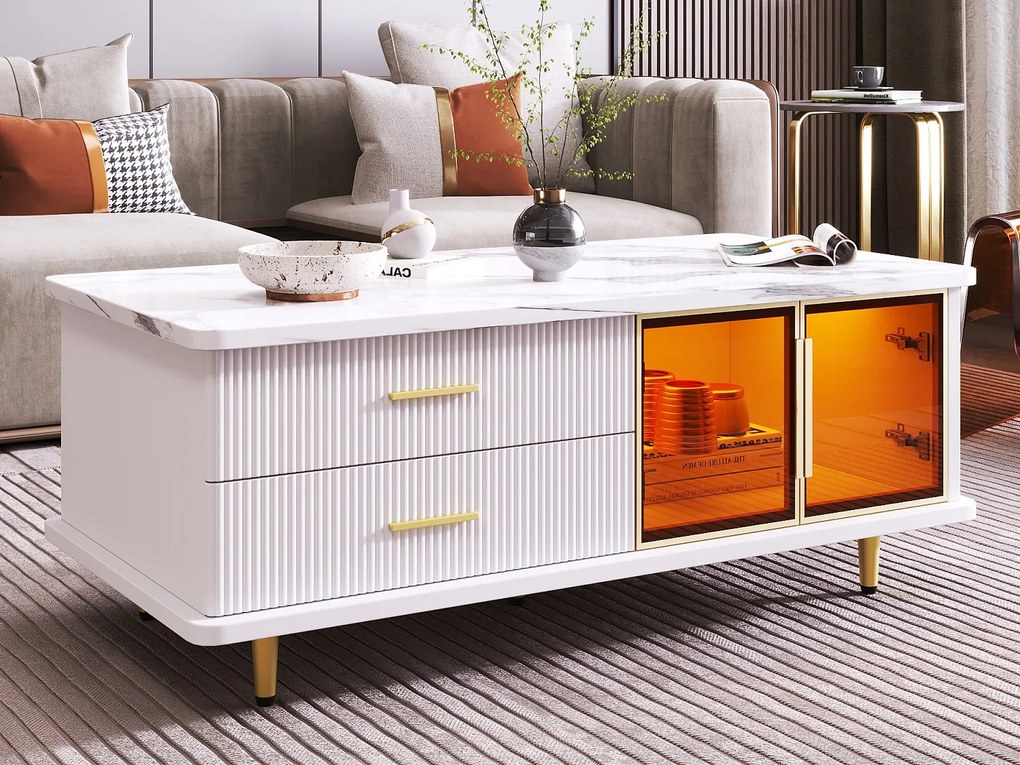 Stolik kawowy, stolik pomocniczy z drzwiami ze szkła hartowanego, szufladami o falistej strukturze, złotymi uchwytami i nogami, blatem o strukturze marmuru.