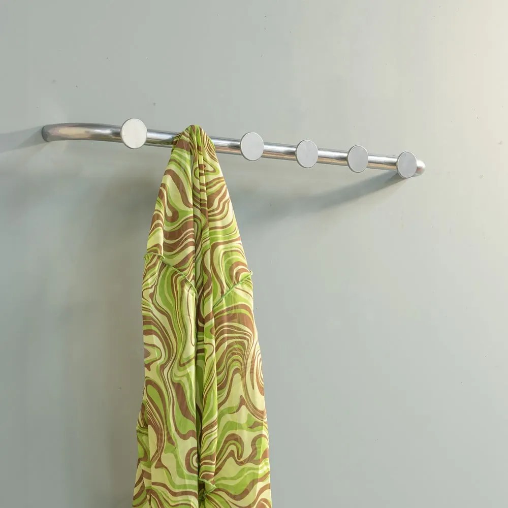 Metalowy wieszak ścienny w kolorze srebra 75 cm Retro – Spinder Design