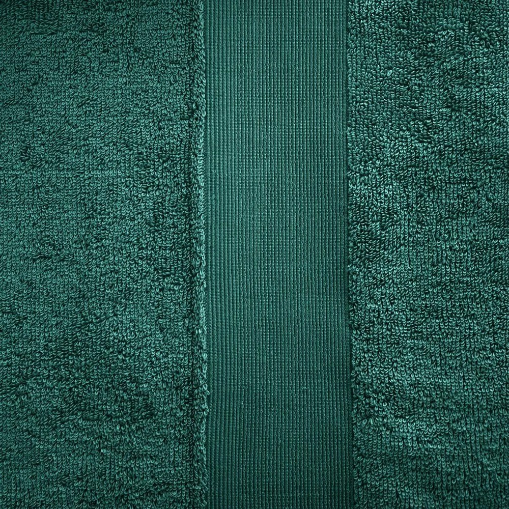 Ciemnozielony bawełniany ręcznik frotte 50x85 cm Anti-Bacterial – Catherine Lansfield