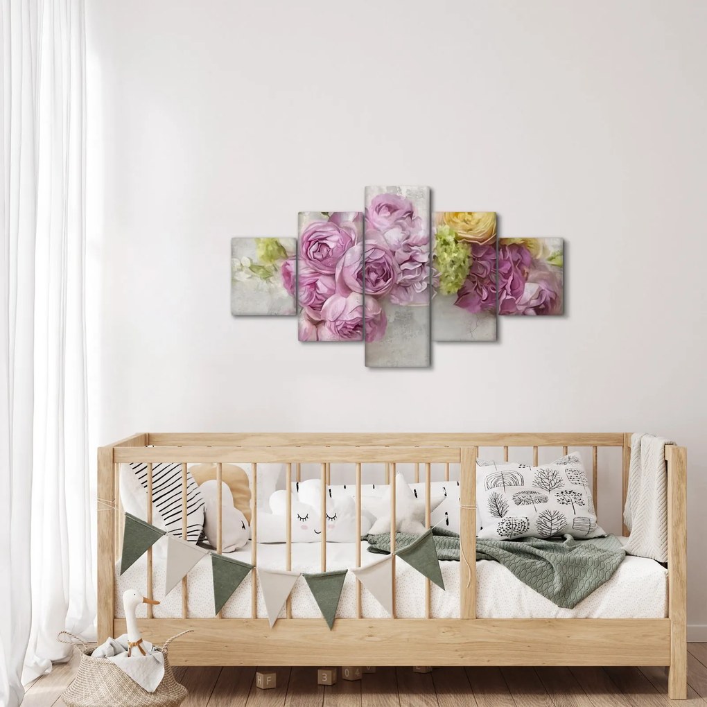 Obraz - Kwiaty na ścianie w pastelowych kolorach (125x70 cm)