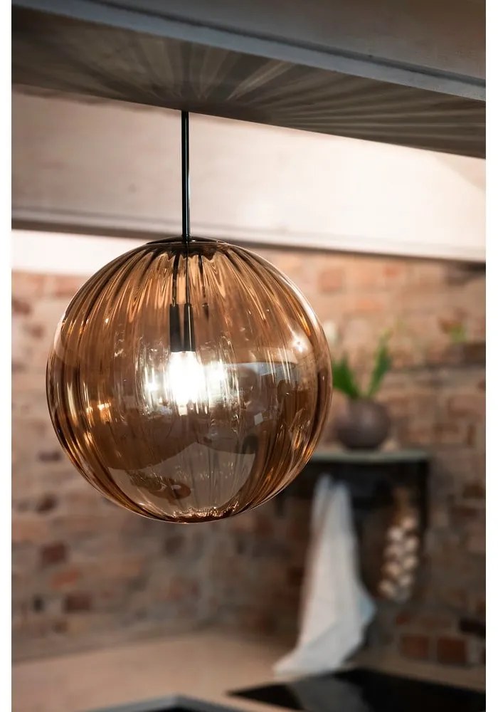 Pomarańczowo-brązowa lampa wisząca ze szklanym kloszem ø 35 cm Fengari – Markslöjd