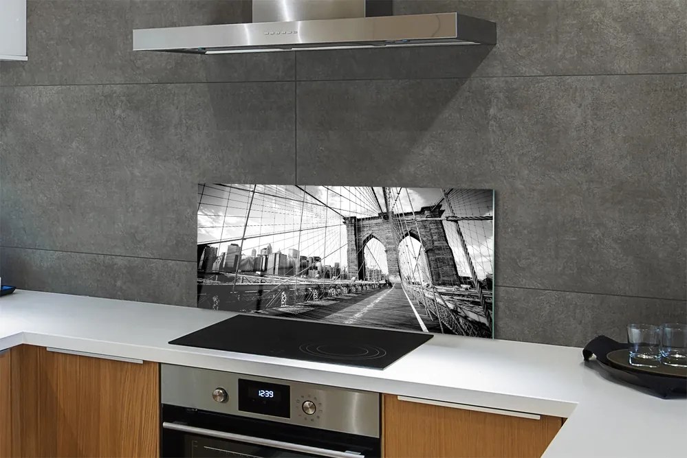 Panel szklany do Kuchni Most na Tle Wieżowców