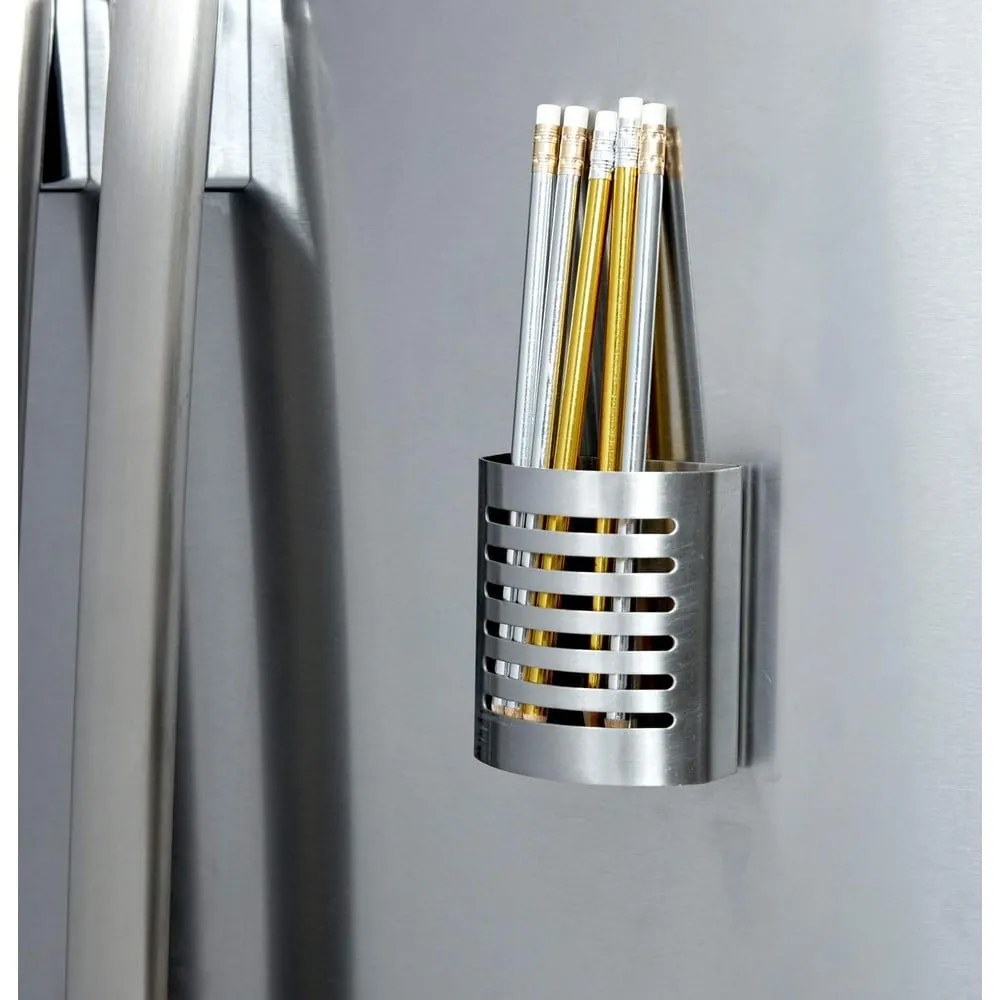 Metalowy magnetyczny uchwyt na ołówki iDesign Forma, 5,5x10 cm