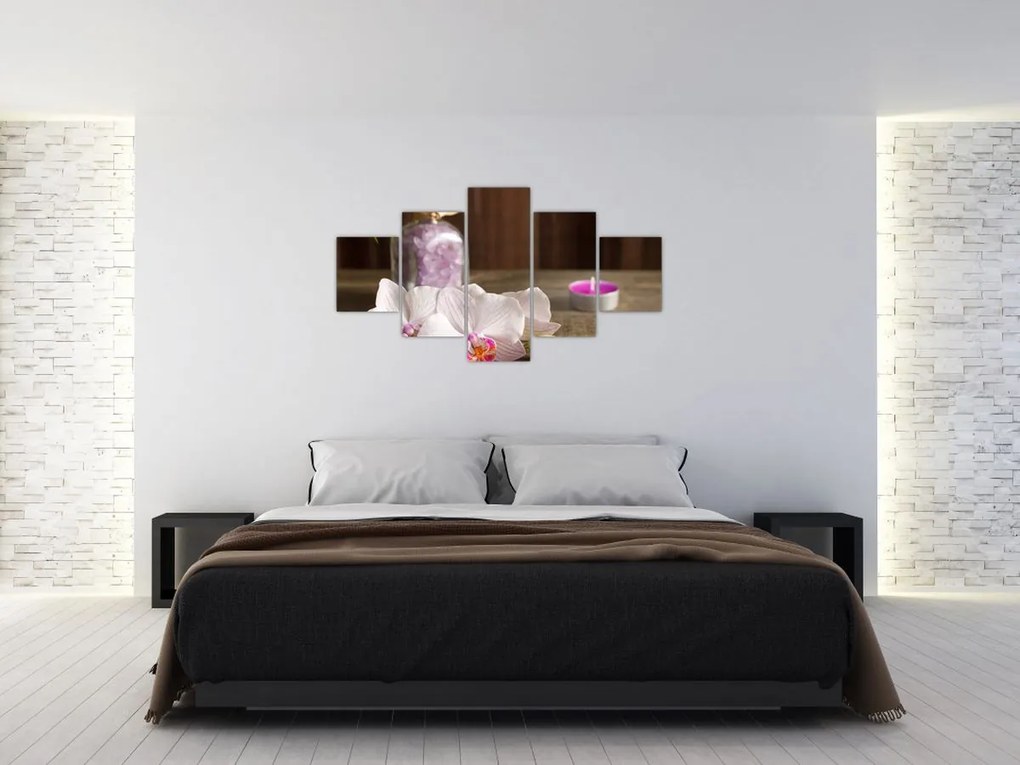 Obraz - Świeca i orchidee (125x70 cm)