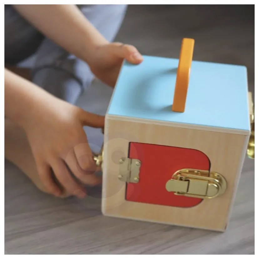 Tooky toy edukacyjne pudełko montessori układanka liczydło tablica pogody 6w1 od 3 lat