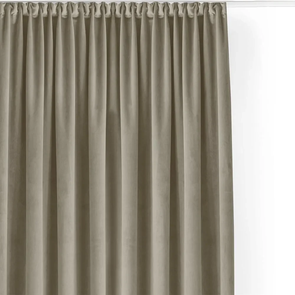 Beżowa aksamitna zasłona częściowo zaciemniająca (dimout) 530x300 cm Velto – Filumi