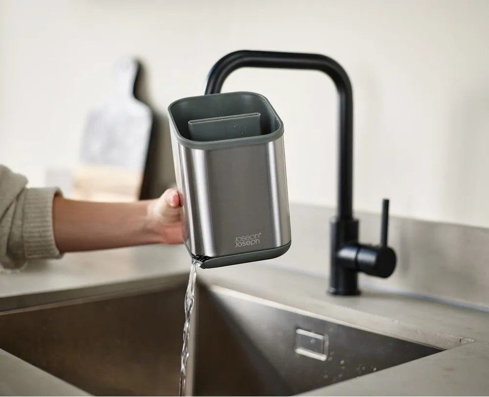 Ociekacz na sztućce ze stali nierdzewnej w kolorze srebra z połyskiem 11x11,5 cm Duo Steel – Joseph Joseph