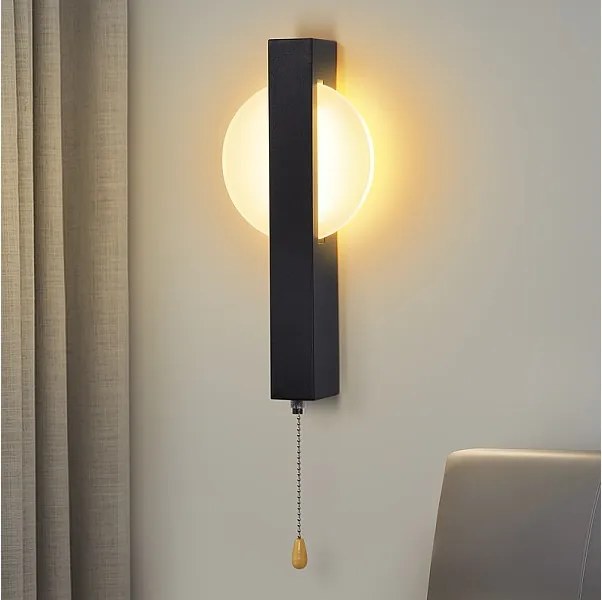 Kinkiet LED Nettlife z włącznikiem – czarna lampa do korytarza wewnętrznego z włącznikiem łańcuszkowym, ciepła biel 3000 K, 6 W