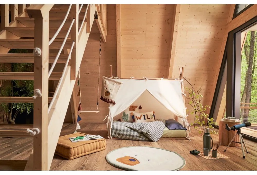 Łóżko dziecięce z litego drewna bukowego w kształcie domku ze stelażem 90x190 cm Maralis – Kave Home