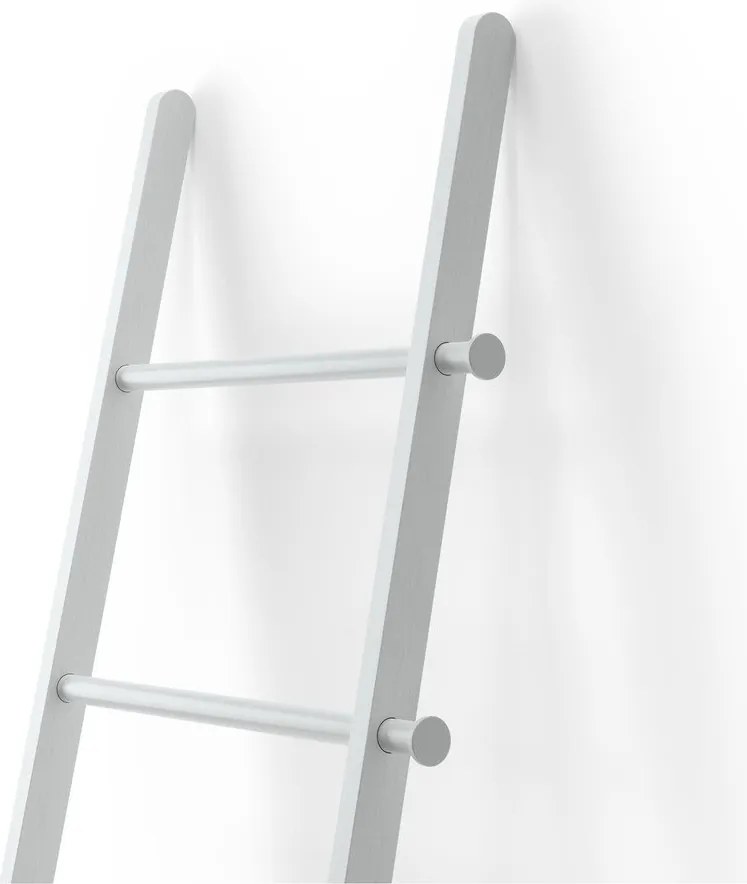 Biała drabina dekoracyjna z drewna topolowego Leana – Umbra