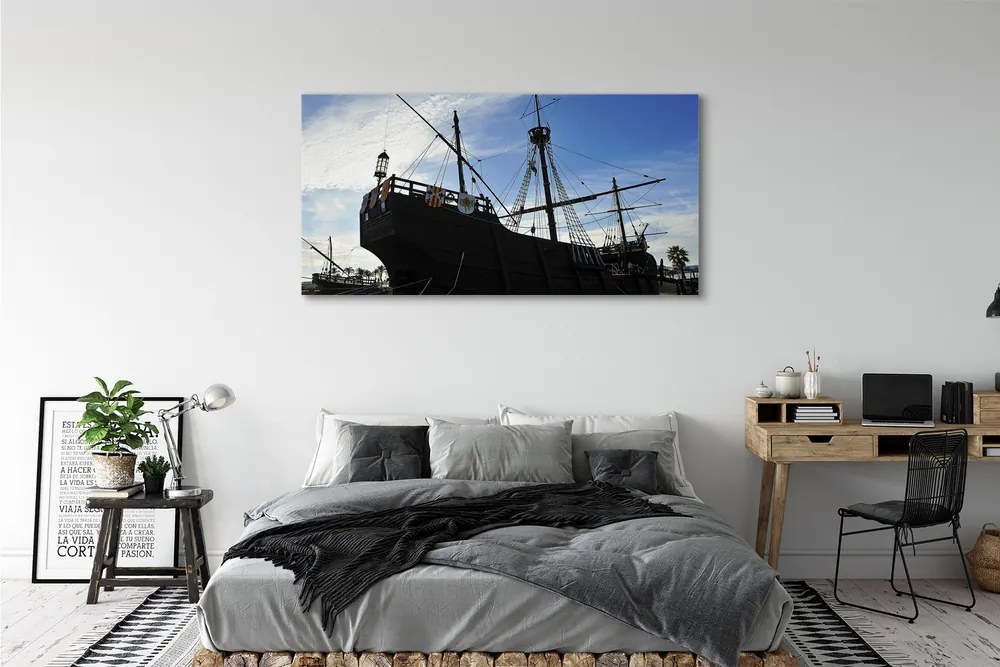 Duży obraz na płótnie Sylwetka Statku pod Niebem