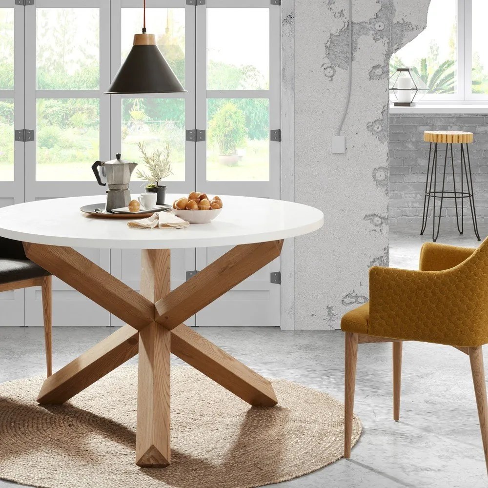 Stół Kave Home Nori, ⌀ 135 cm