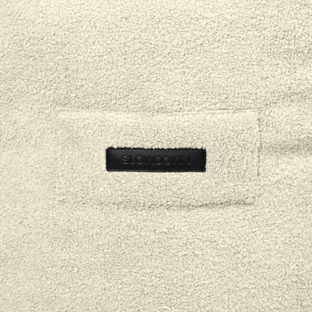 Jasnoszary worek do siedzenia z materiału bouclé Snug Long 140 – SLOWDOWN