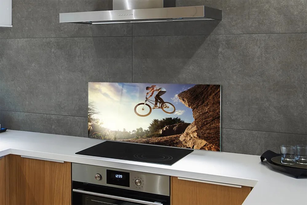 Szklany Panel Rower w Górach pod Chmurami