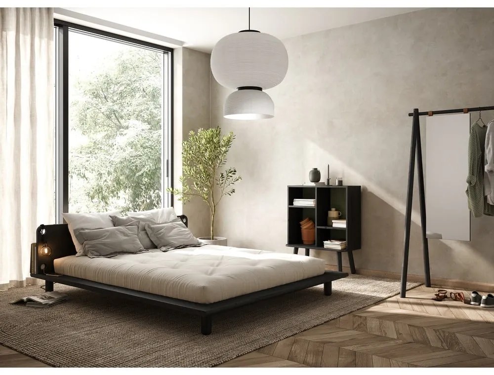 Czarne łóżko dwuosobowe z drewna sosnowego ze stelażem 140x200 cm Peek – Karup Design