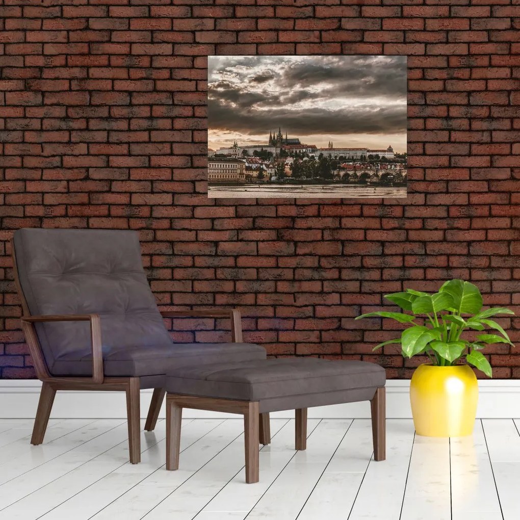 Obraz na szkle - pochmurna Praga (70x50 cm)