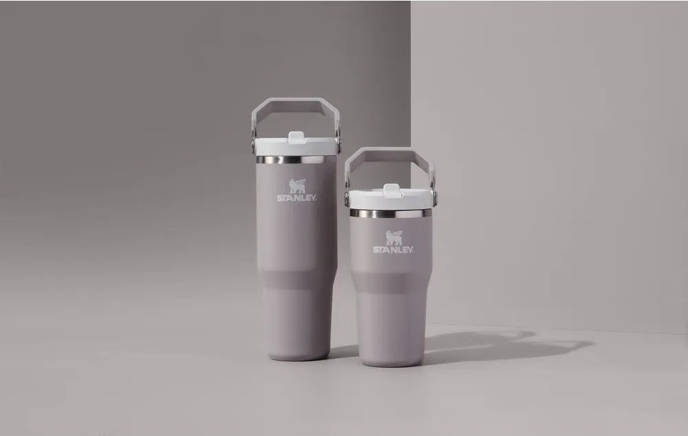 Jasnoszary termos ze stali nierdzewnej 410 ml IceFlow™ Flip Straw 2.0 Tumbler Ash – Stanley