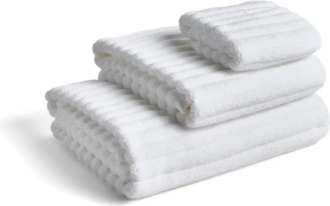 Biały bawełniany ręcznik kąpielowy frotte 70x140 cm Navira – Kave Home