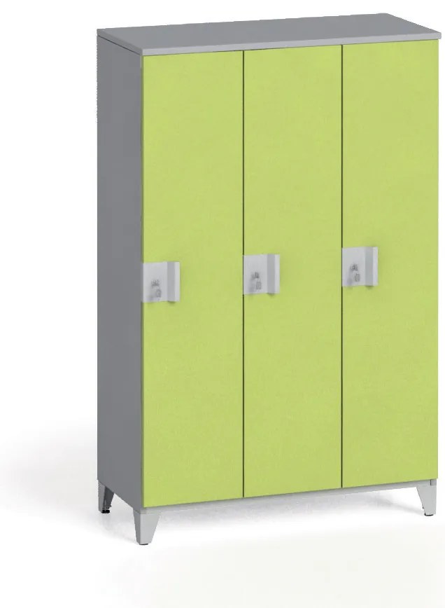 Drewniana szafka ubraniowa na nogach, 3-drzwiowa, 1400 x 900 x 400 mm, demontaż, zamek obrotowy, drzwi zielone