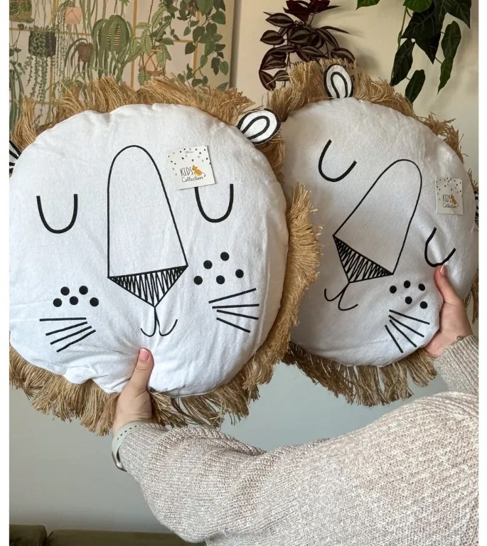Okrągła poduszka dekoracyjna LION 40 cm, biała - więcej wariantów