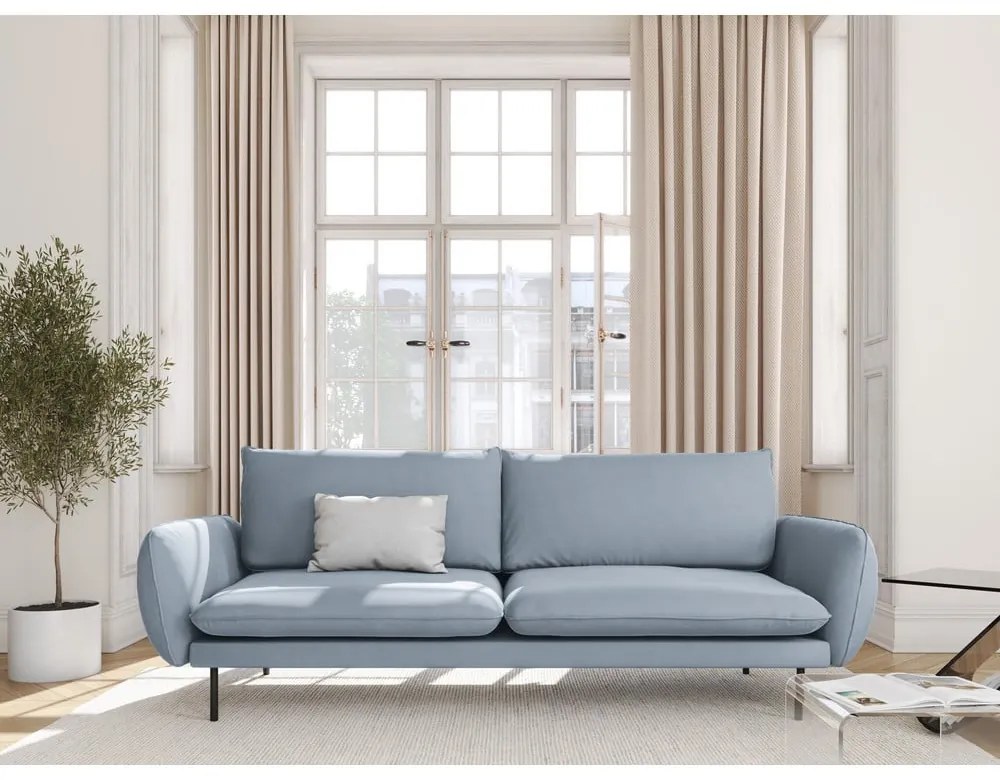 Jasnoniebieska aksamitna sofa 230 cm Vienna – Cosmopolitan Design