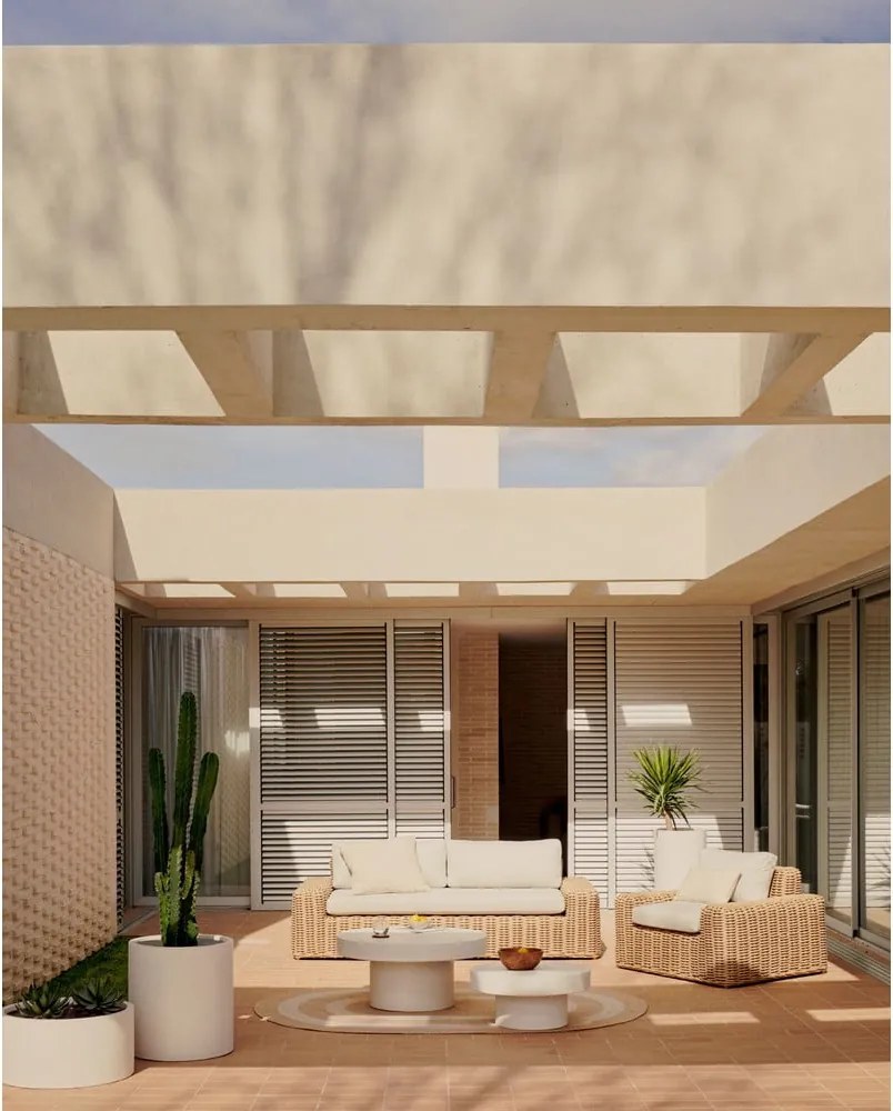 Okrągły betonowy stolik ogrodowy ø 90 cm Aiguablava – Kave Home