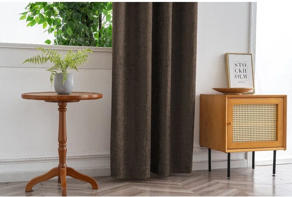 Zaciemniająca zasłona LOOM VELVET 140x250 cm, brązowa Zawieszanie: Metalowe pierścienie