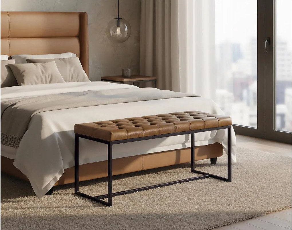 Banc avec assise rembourrée en cuir et pieds en fer