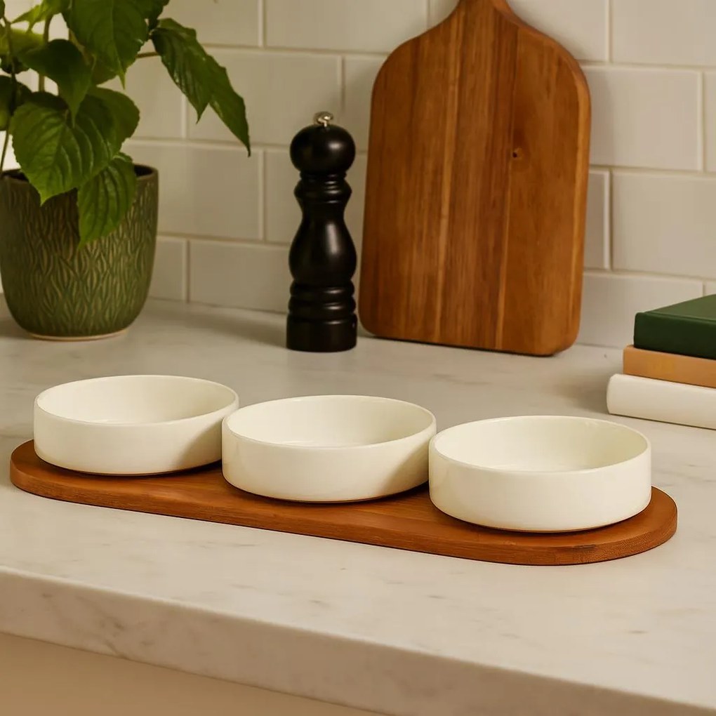 Zestaw porcelanowych miseczek do serwowania przekąsek APERIO, 3 x 390 ml, bambusowa taca