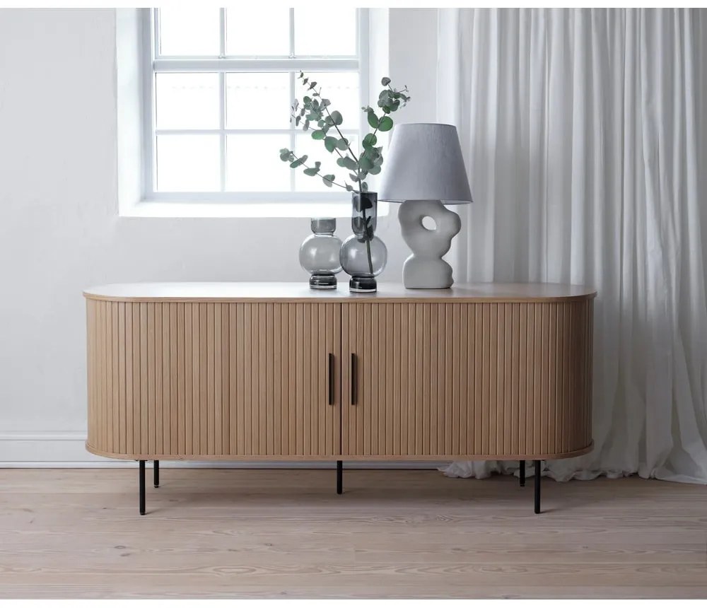 Niska komoda w dekorze dębu z drzwiami przesuwnymi 76x180 cm Nola – Unique Furniture