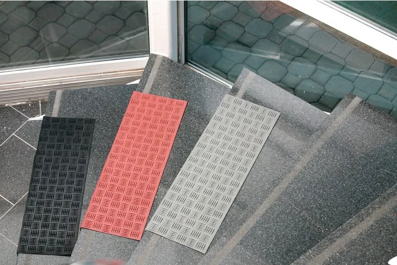 Gumowa nakładka na schody, 750 x 250 mm, 1 Szt., czarny
