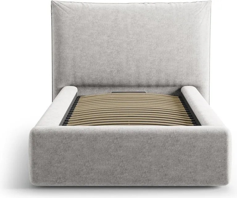 Jasnoszare tapicerowane łóżko jednoosobowe ze schowkiem i stelażem 90x200 cm Kaelle – Micadoni