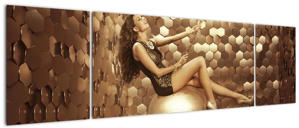 Obraz kobiety w złotym pokoju (170x50 cm)