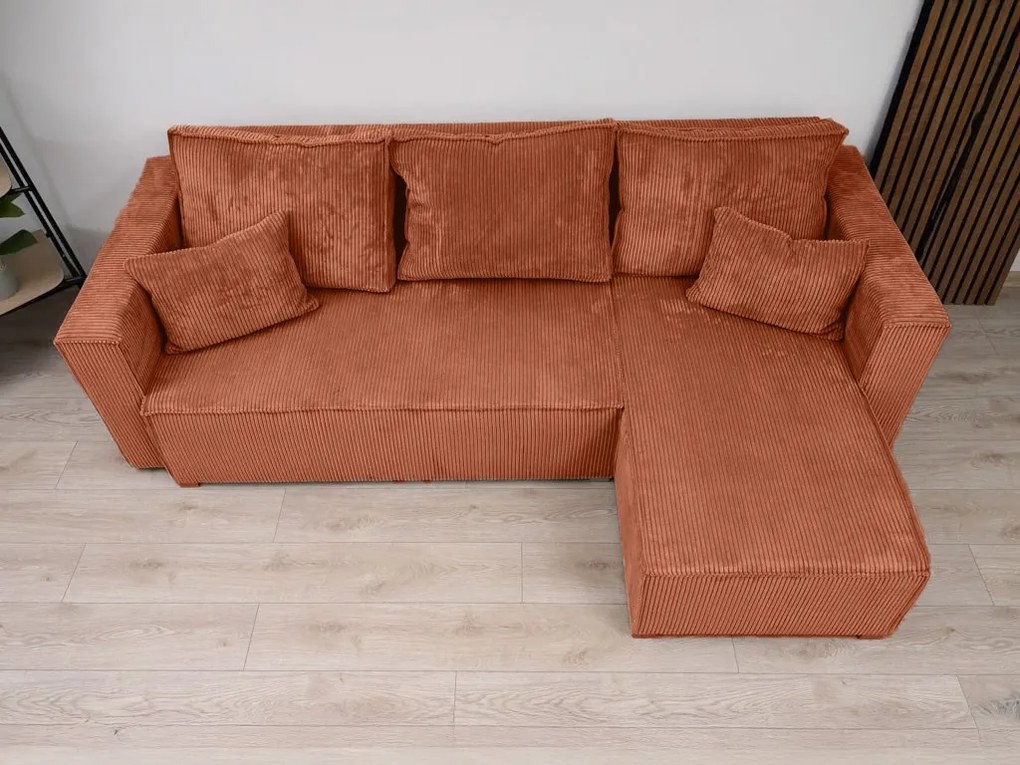 Rozkładana narożna sofa SMART COSARO terakotowa, dwustronna + 2 poduszki GRATIS