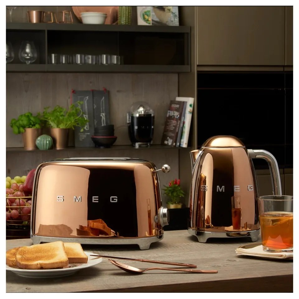 Toster w kolorze różowego złota 50's Retro Style – SMEG