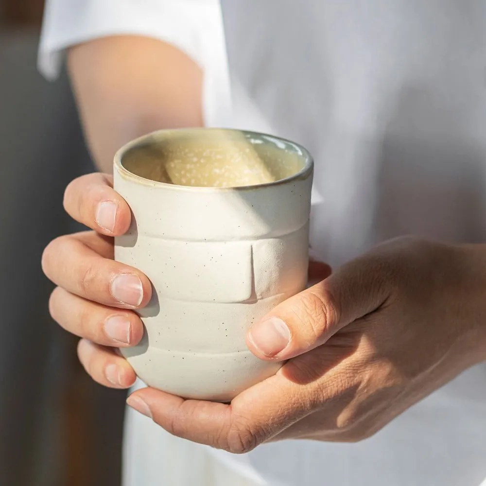 Biało-beżowe kamienne kubki zestaw 2 szt. 0.3 l Sand Grain – Mette Ditmer Denmark
