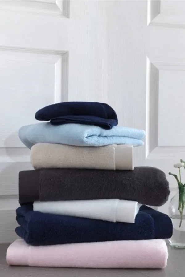Mały ręcznik MICRO COTTON 30x50cm Jasnobeżowy