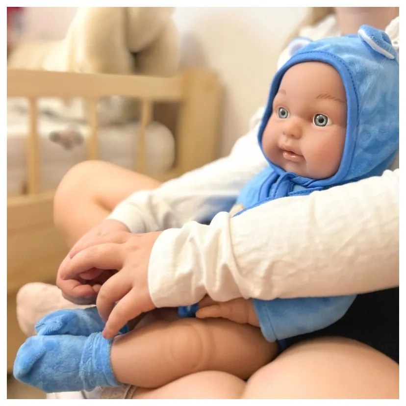 Woopie royal lalka bobas w ubranku misio 46 cm