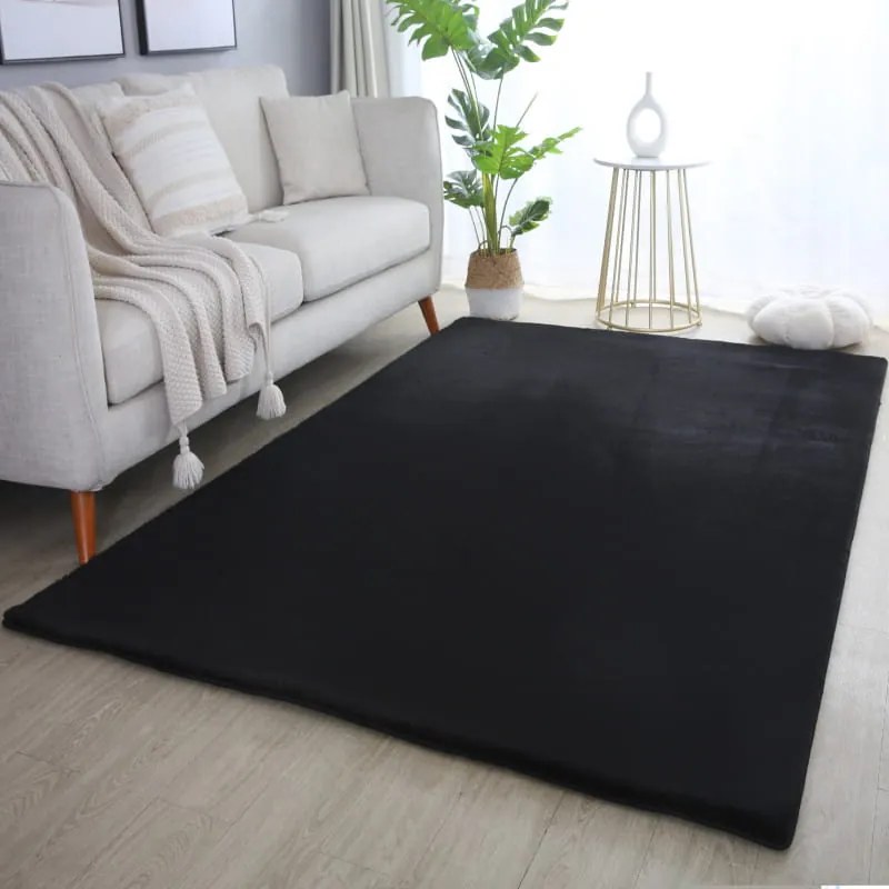 Dywan pluszowy Pouffy czarny 60 cm x 110 cm